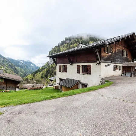 Le Grand Nant Apartment